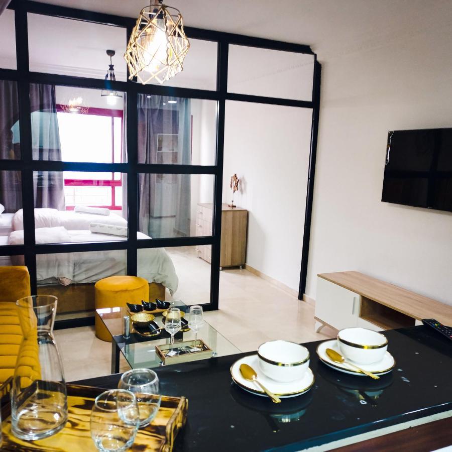 Nouveau Appartement Au Plein Centre Ville En Face Hilton Tangier Exterior photo