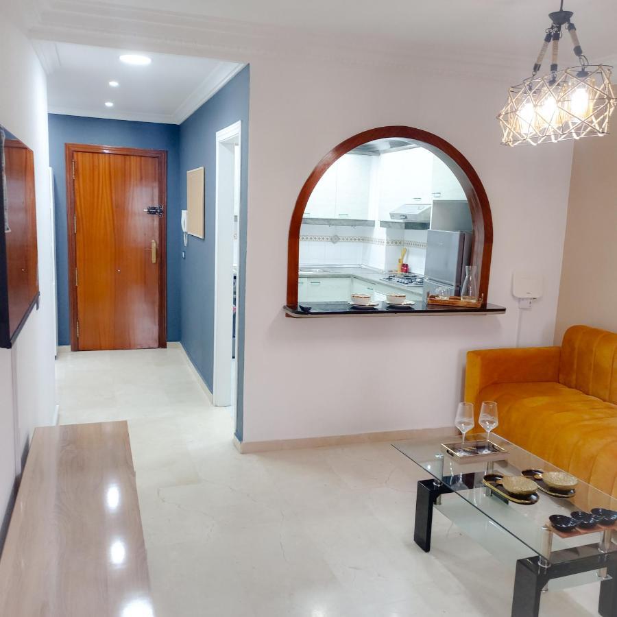 Nouveau Appartement Au Plein Centre Ville En Face Hilton Tangier Exterior photo